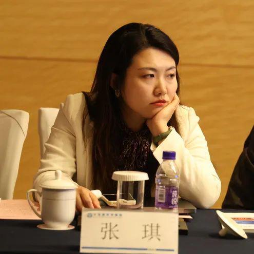 包含专家认为，加密矿业市场行情持续升温的词条
